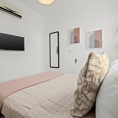 Mint Breeze By Nomads Apartment *